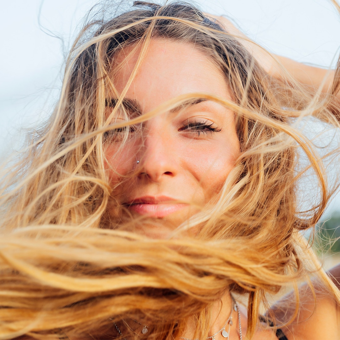 Should-Have Merchandise To Forestall Hair Breakage Beginning at  Should-Have Merchandise To Forestall Hair Breakage Beginning at